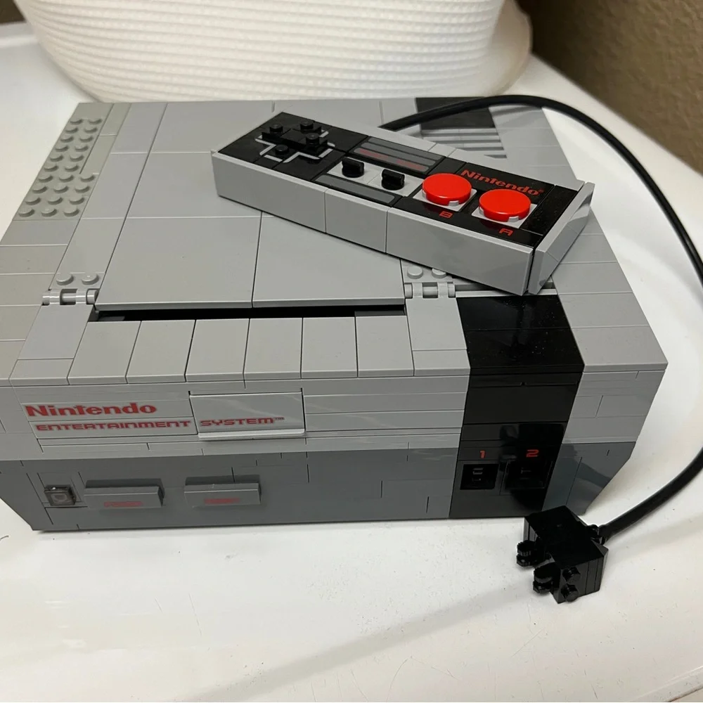 Nintendo Gray Video Game Console with Controller and Game disk lego set